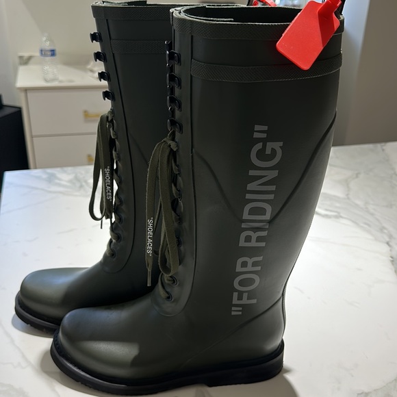 Off White rain boots, size 40 hunter green. Great condition - Picture 4 of 7